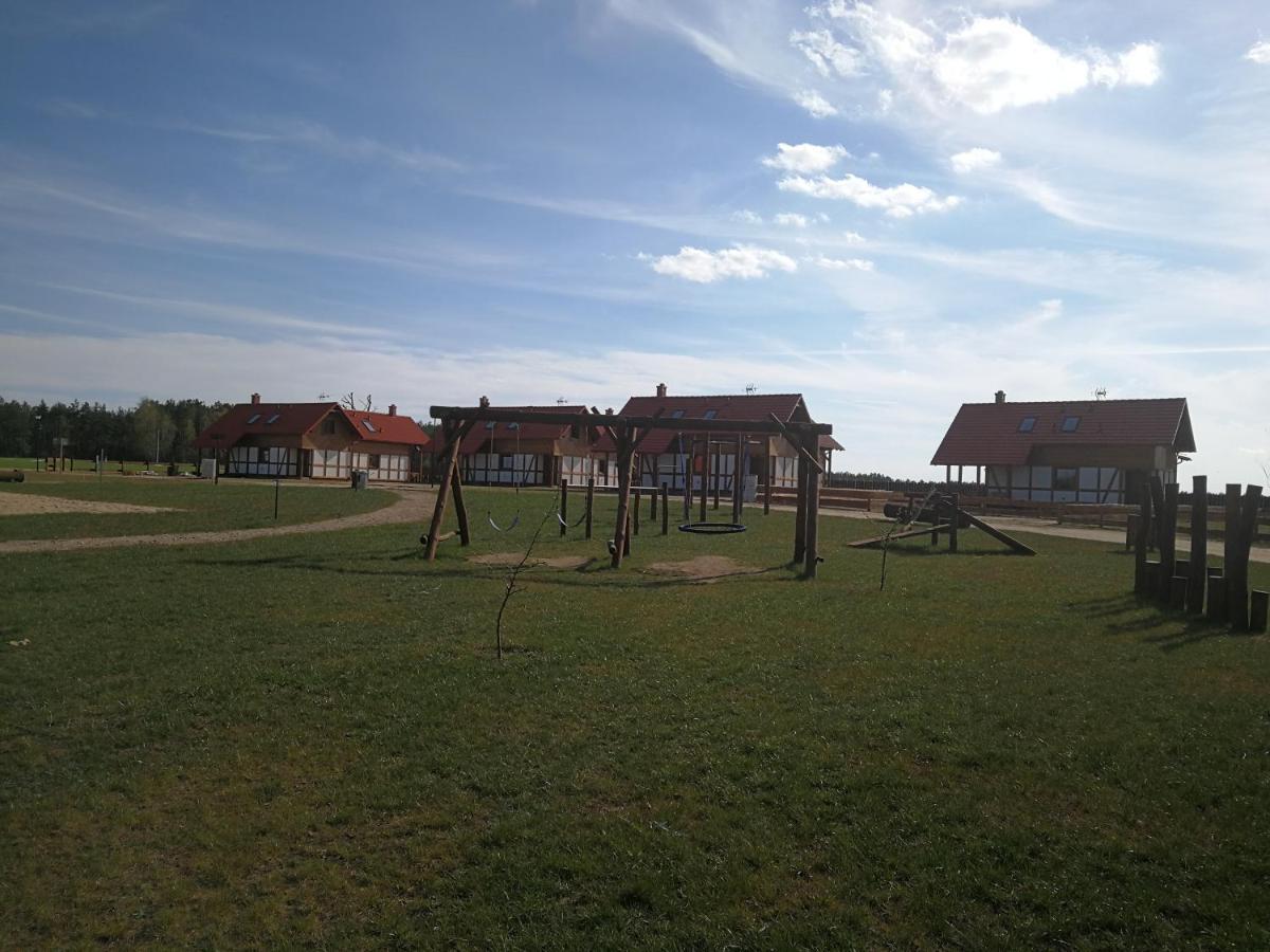 Lesna Ostoja Villa Borowy Mlyn Exterior photo